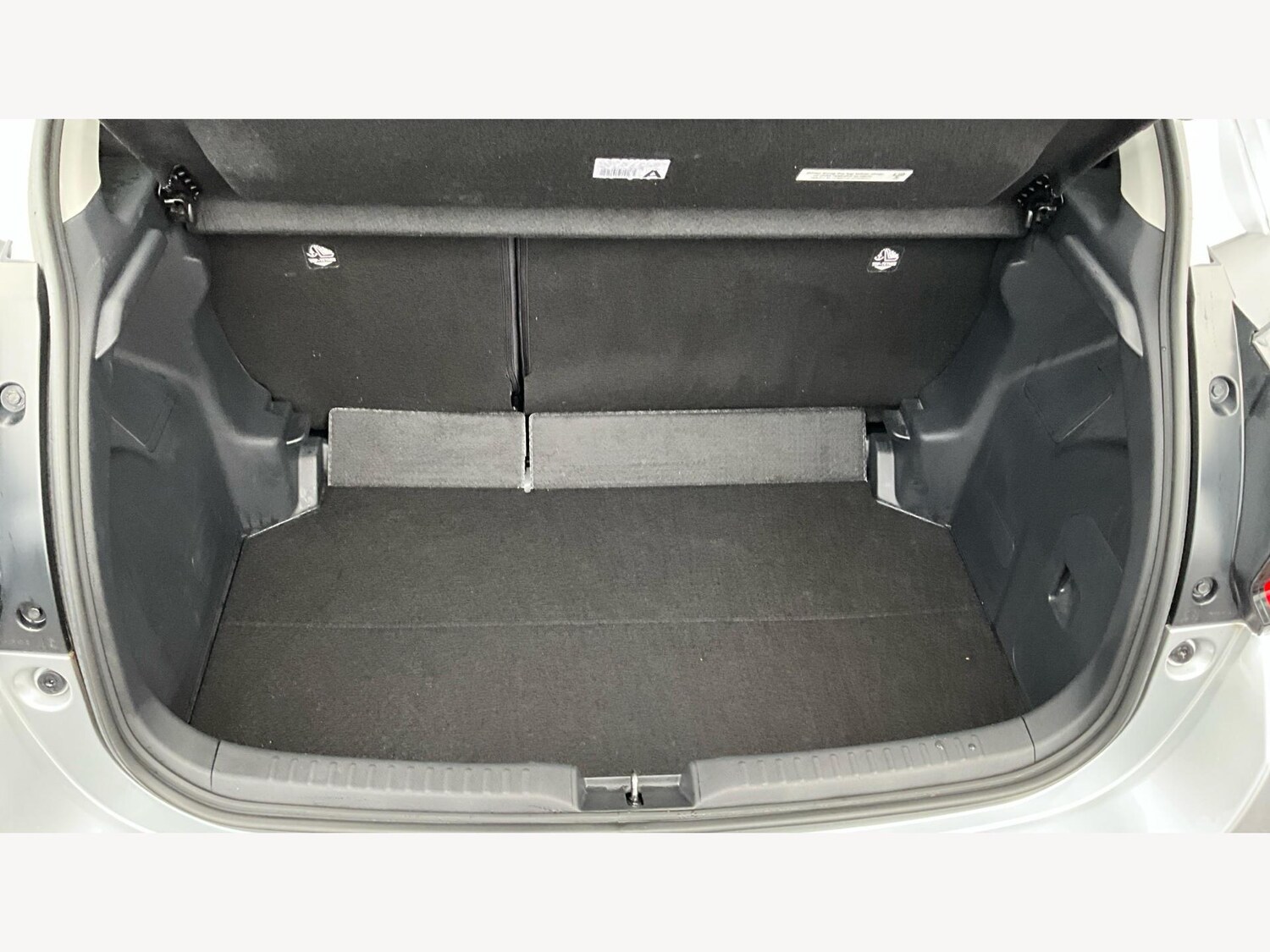 Used Toyota Yaris 2022 for sale - 76990167: Photo 23