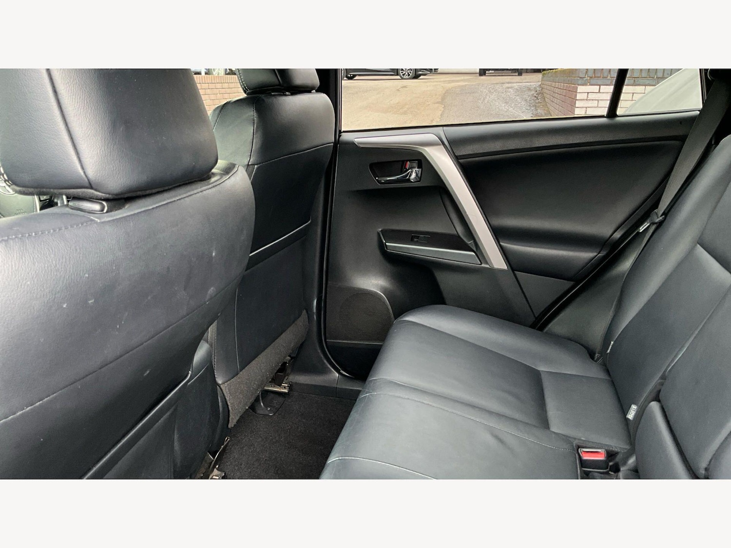 Used Toyota RAV4 2017 for sale - 78100256: Photo 15