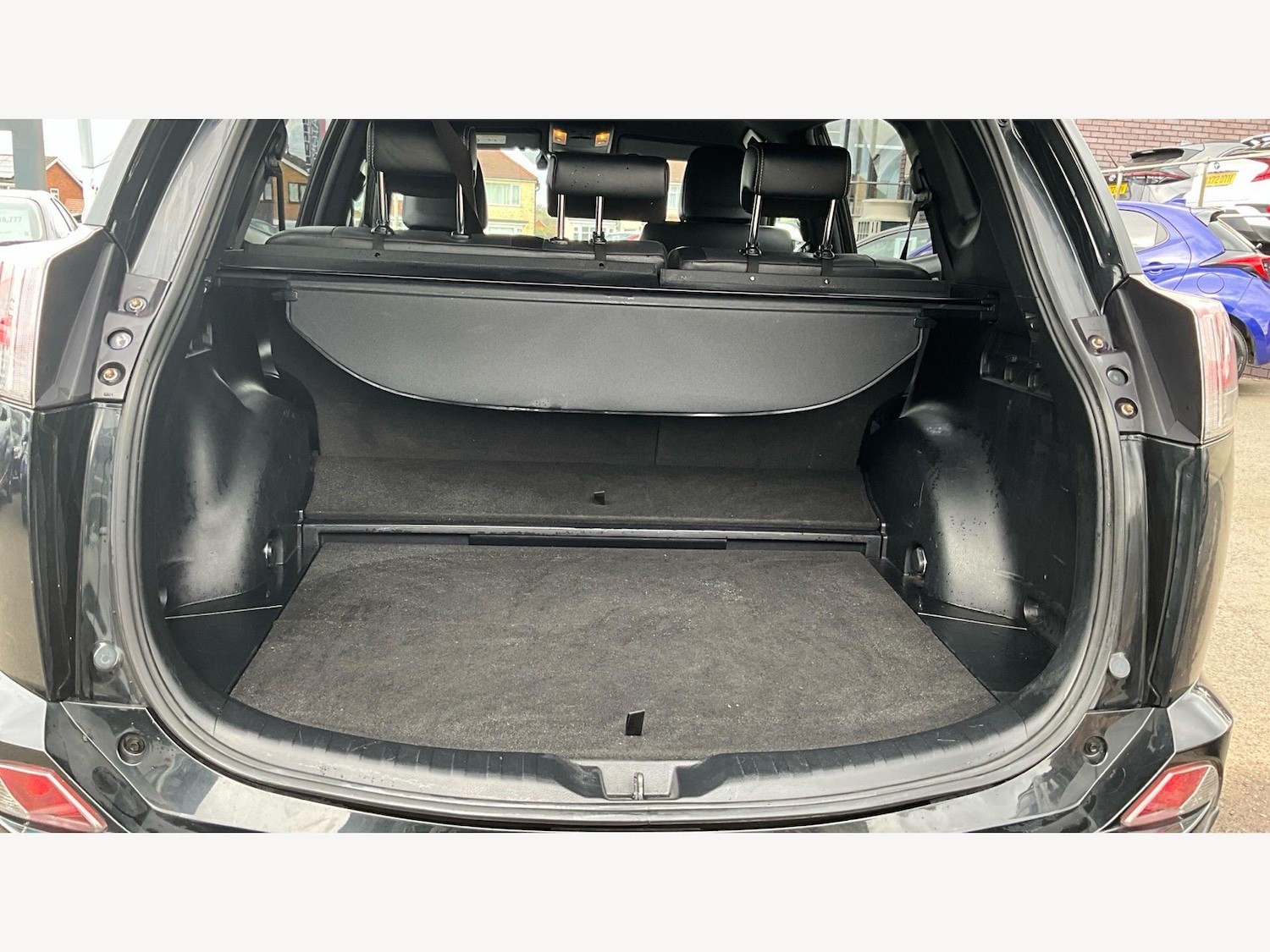 Used Toyota RAV4 2017 for sale - 78100256: Photo 16