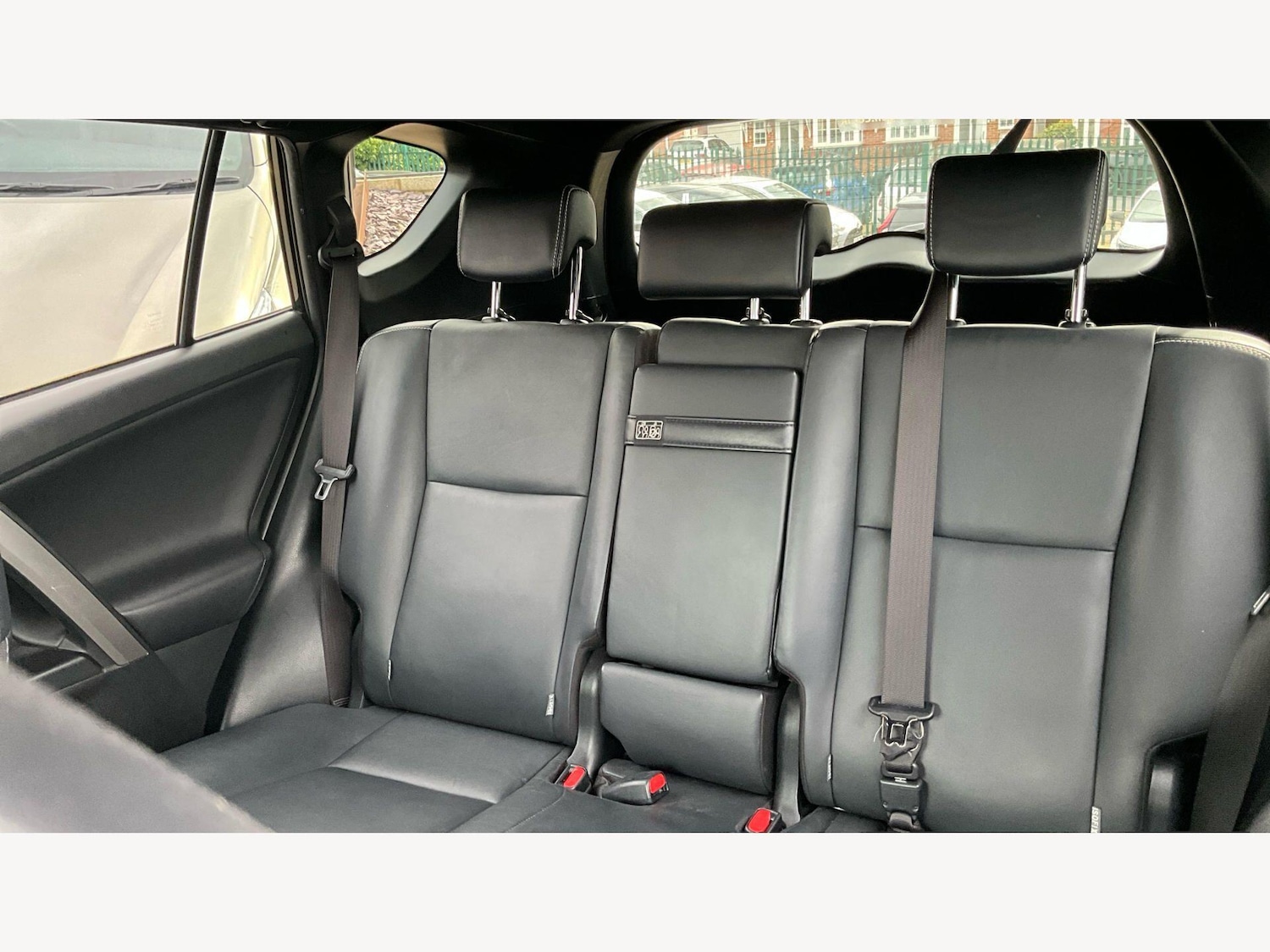 Used Toyota RAV4 2017 for sale - 78100256: Photo 26