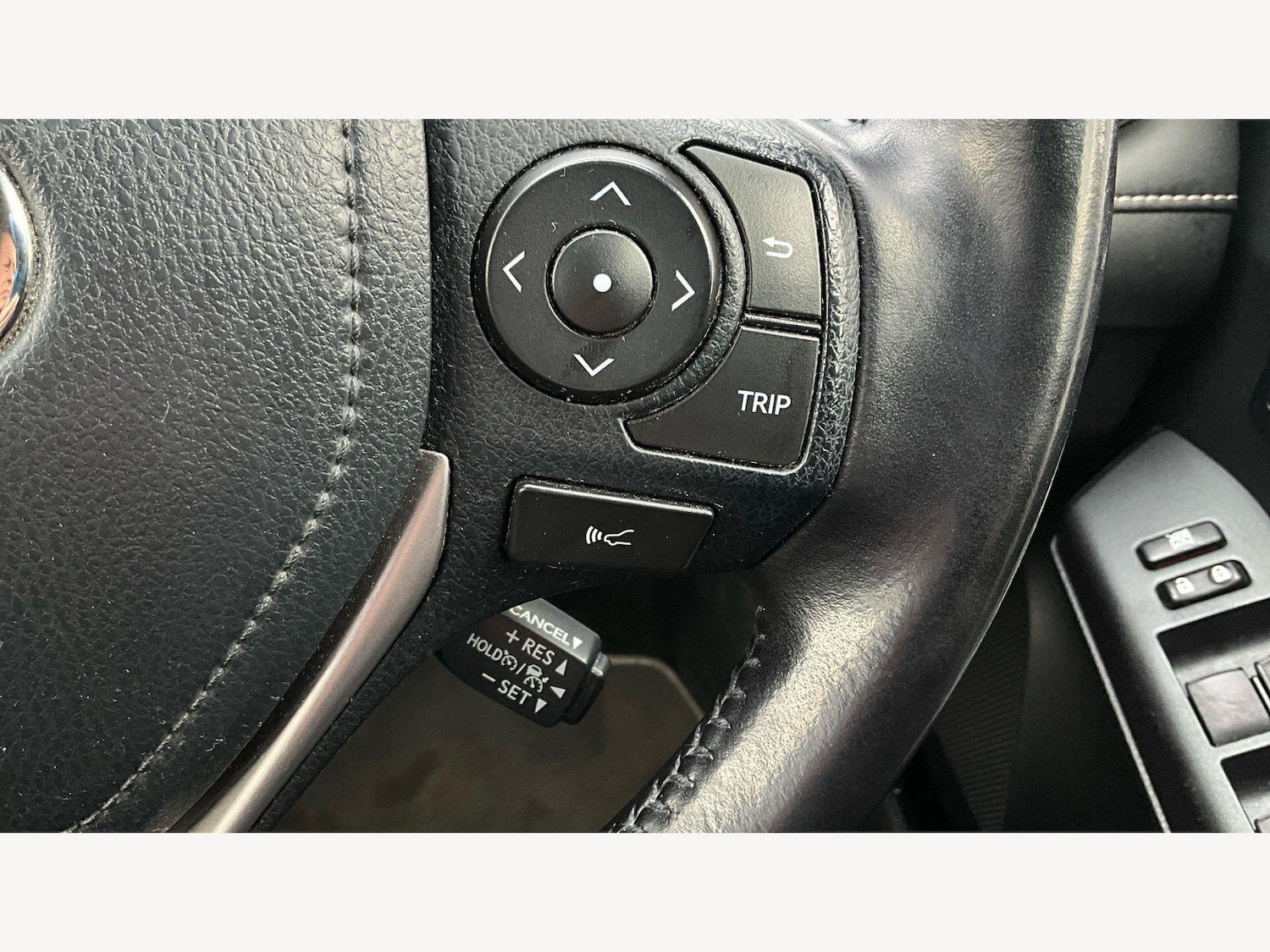 Used Toyota RAV4 2017 for sale - 78100256: Photo 42