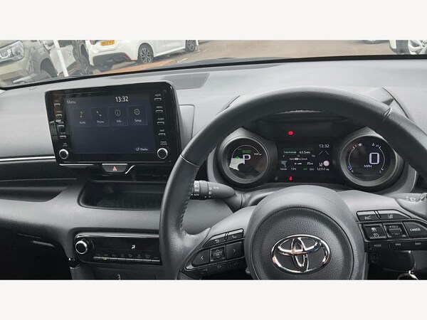 Used Toyota Yaris 2023 for sale - 76270236: Photo 10