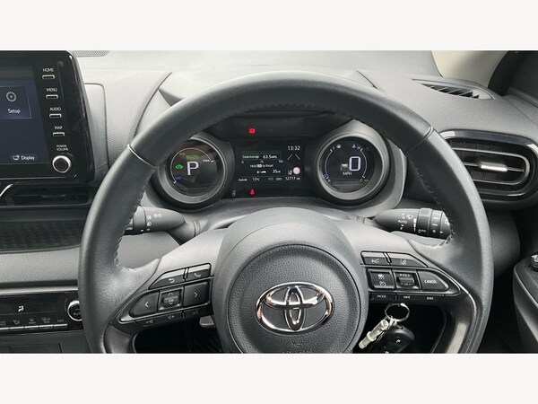 Used Toyota Yaris 2023 for sale - 76270236: Photo 11