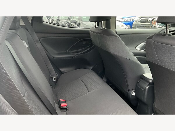 Used Toyota Yaris 2023 for sale - 76270236: Photo 14
