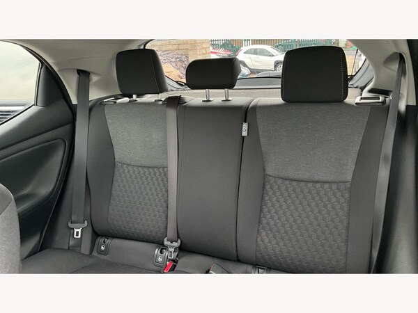 Used Toyota Yaris 2023 for sale - 76270236: Photo 26