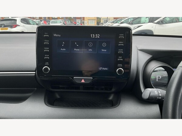Used Toyota Yaris 2023 for sale - 76270236: Photo 31