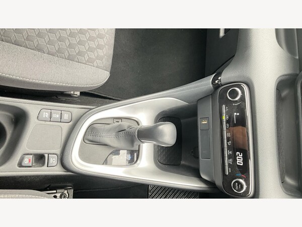 Used Toyota Yaris 2023 for sale - 76270236: Photo 37
