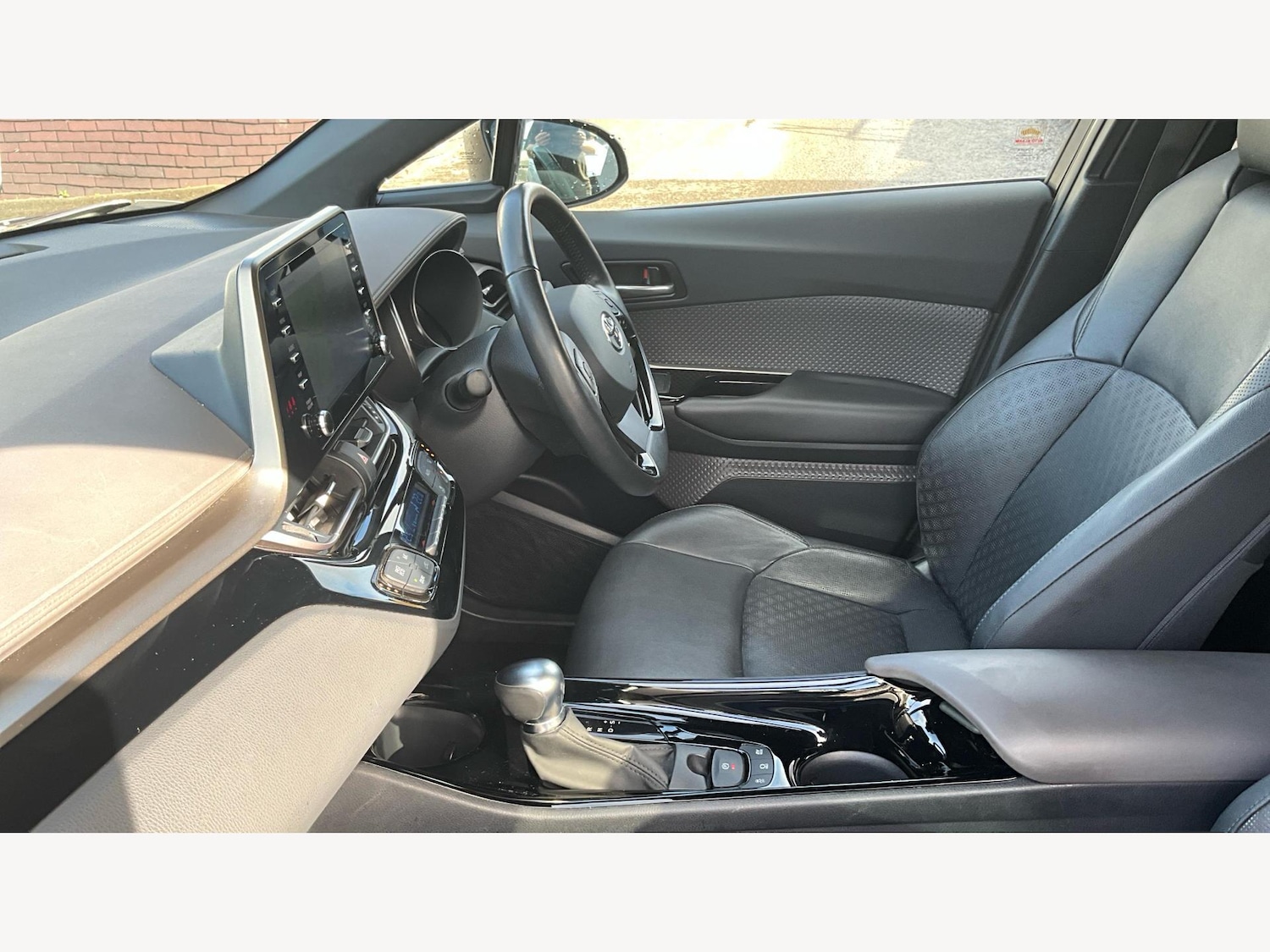 Used Toyota C-HR 2022 for sale - 76361154: Photo 12