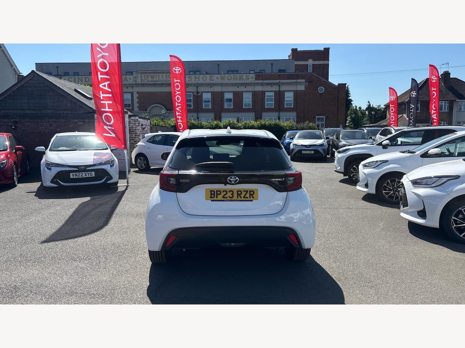 Vehicle 21