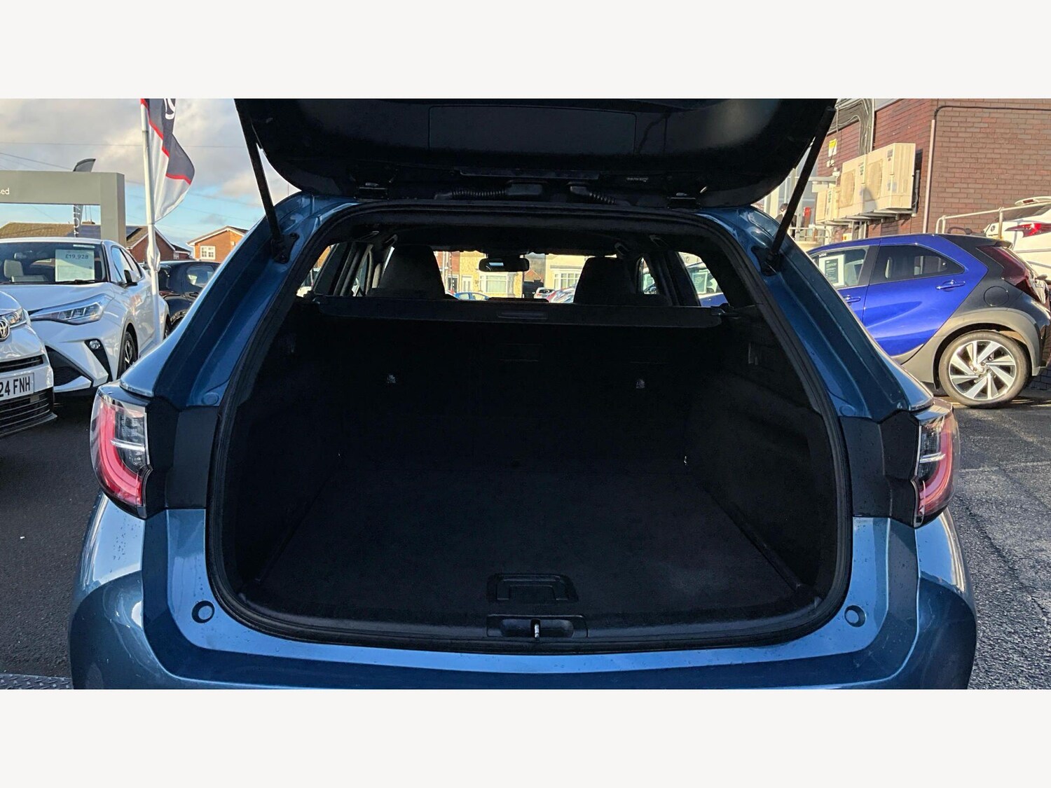 Used Toyota Corolla for sale - 77705304: Photo 16