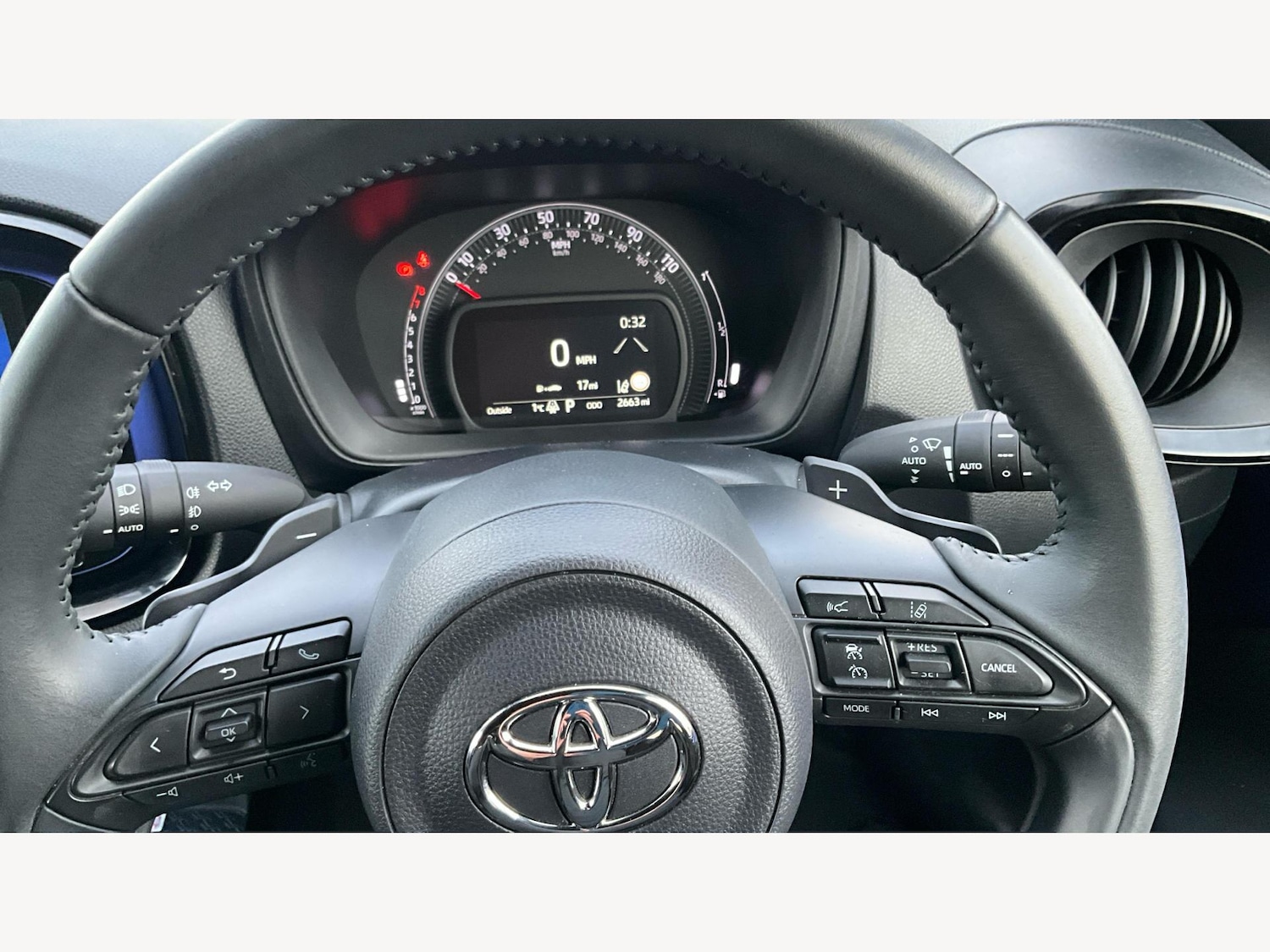 Used Toyota Aygo X 2023 for sale - 77344866: Photo 11