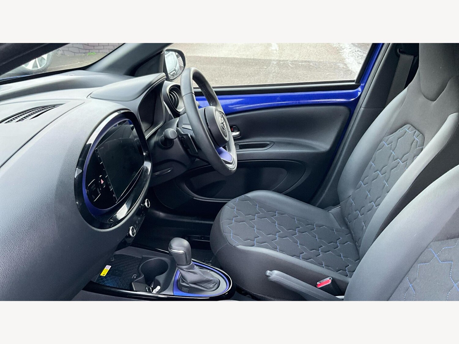 Used Toyota Aygo X 2023 for sale - 77344866: Photo 12