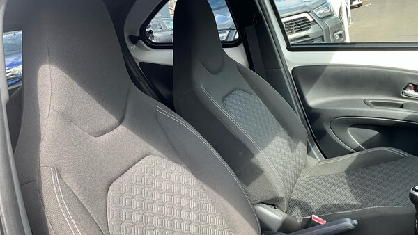 Used Toyota Aygo X 2023 for sale - 75431334: Photo 47
