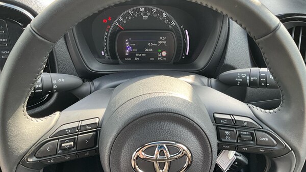 Used Toyota Aygo X 2023 for sale - 75431334: Photo 64