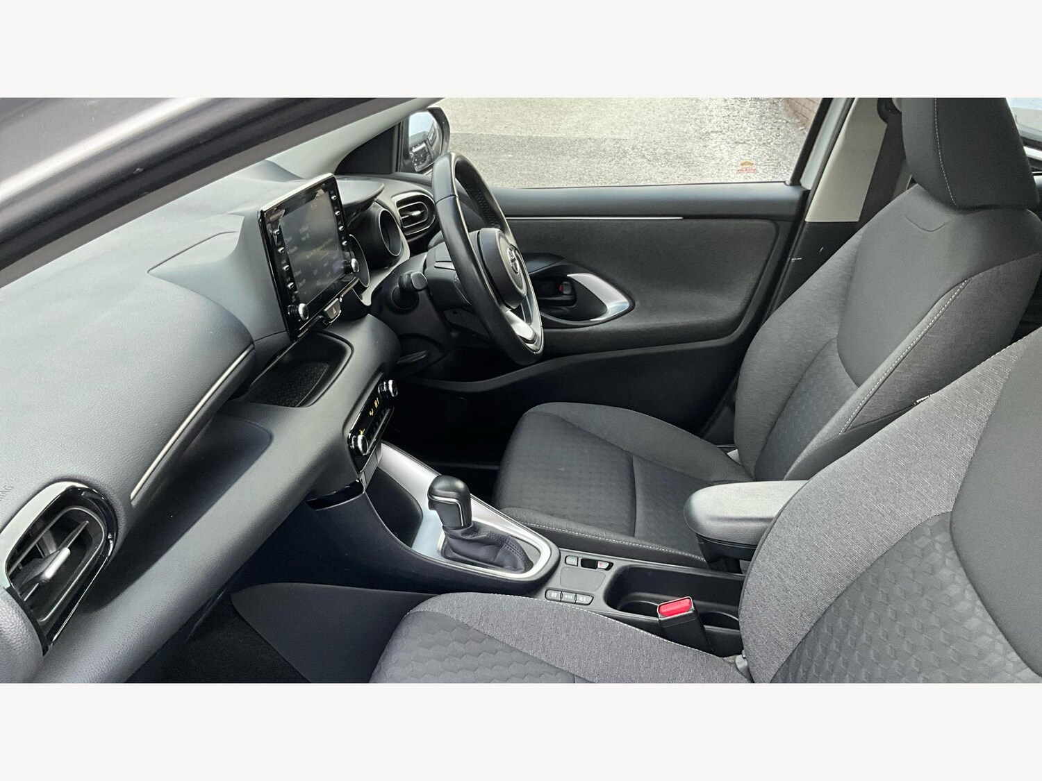 Used Toyota Yaris 2021 for sale - 77586038: Photo 12