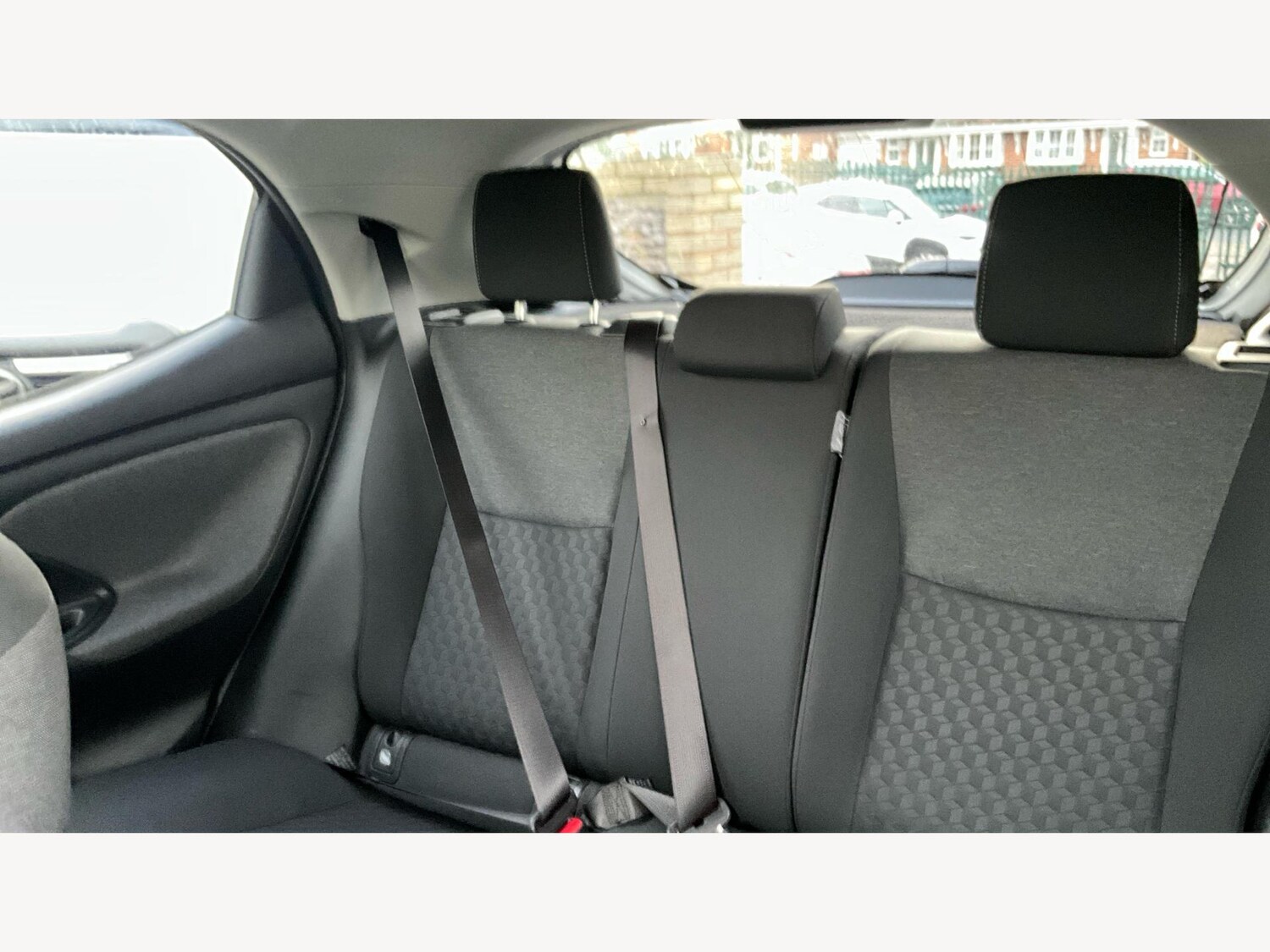 Used Toyota Yaris 2021 for sale - 77586038: Photo 25