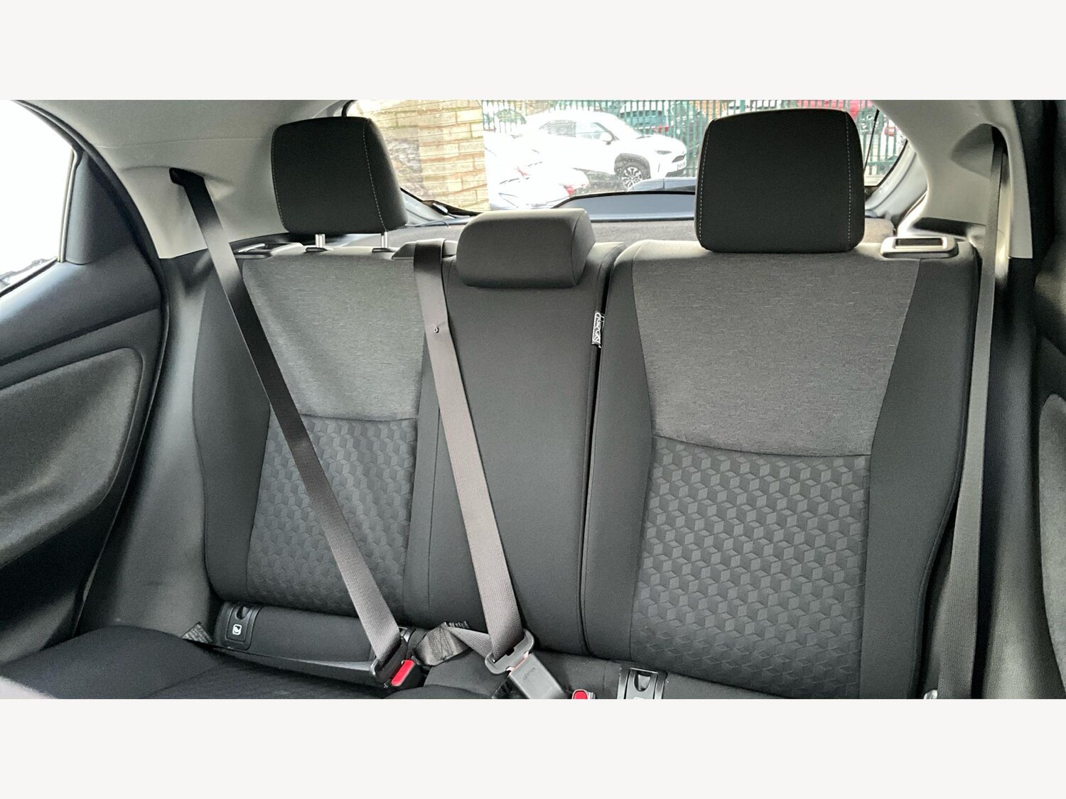 Used Toyota Yaris 2021 for sale - 77586038: Photo 26