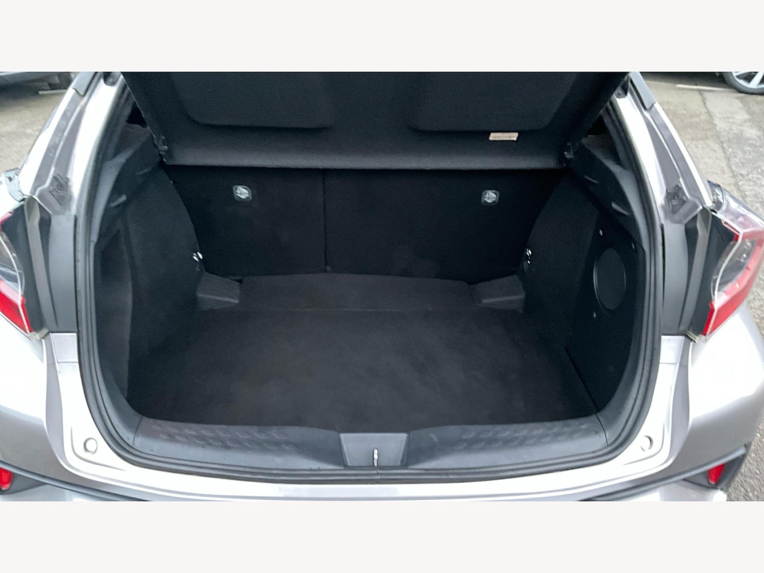 Used Toyota C-HR 2019 for sale - 77344693: Photo 23