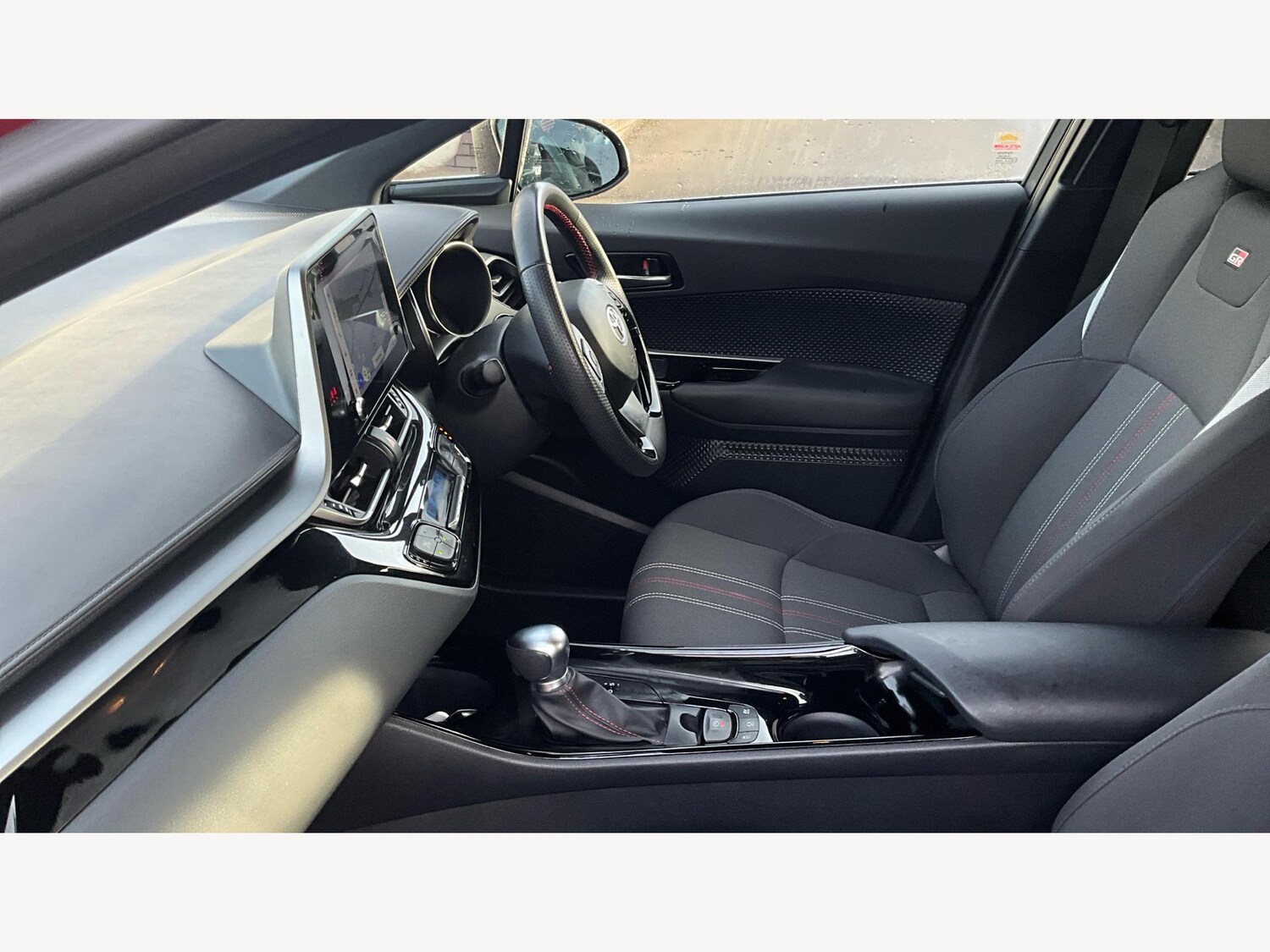 Used Toyota C-HR 2022 for sale - 76538469: Photo 12