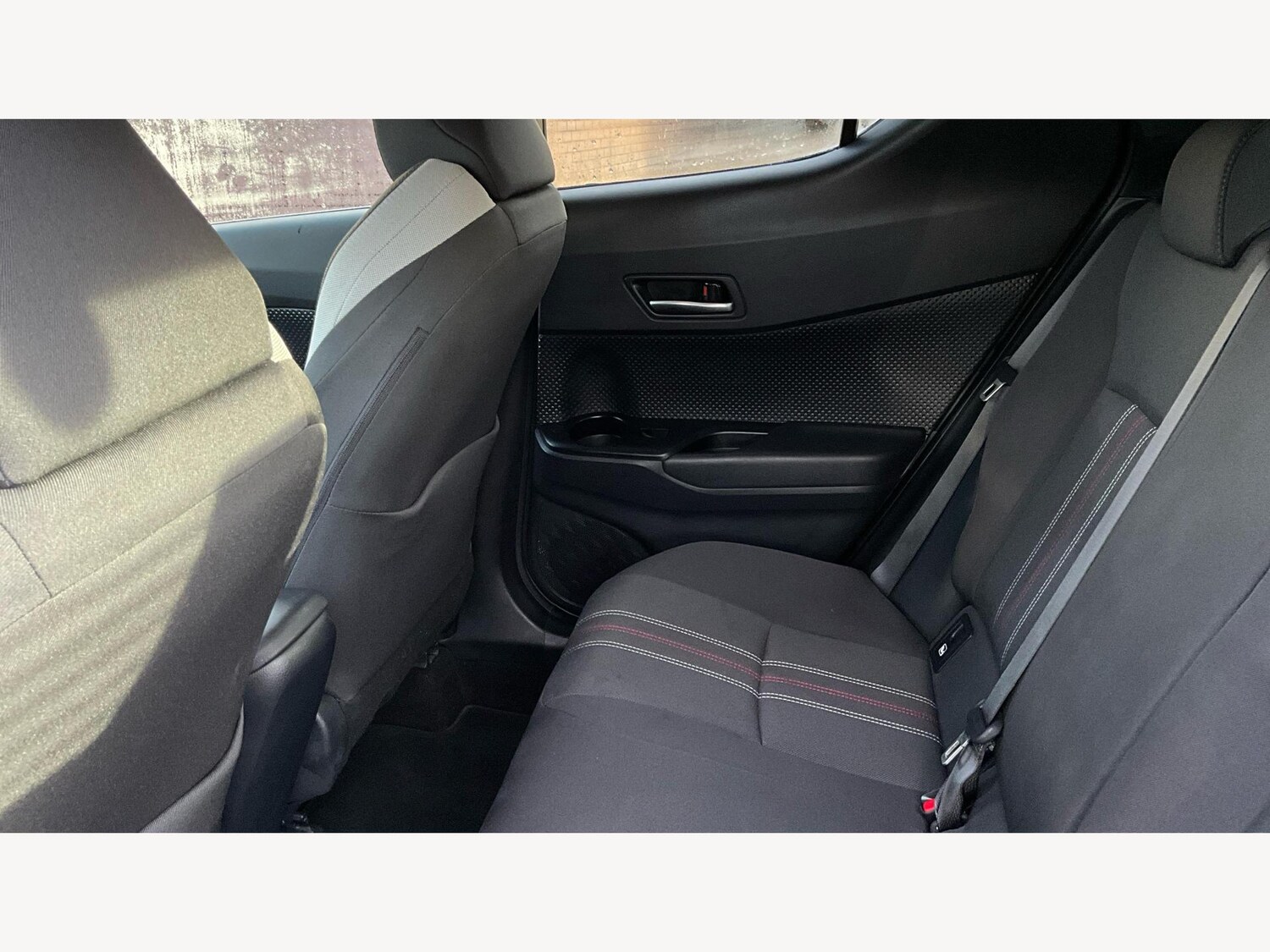 Used Toyota C-HR 2022 for sale - 76538469: Photo 15