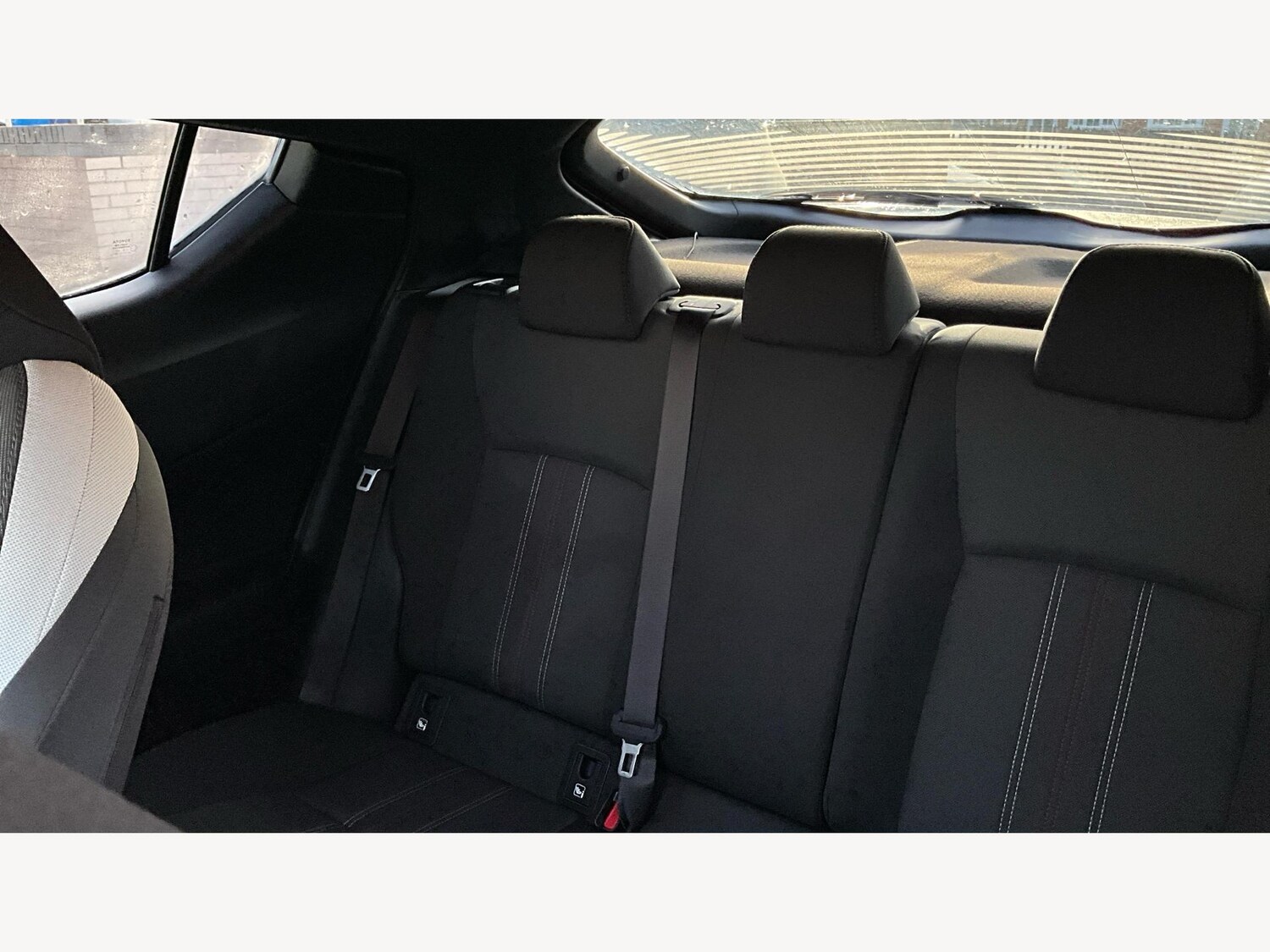 Used Toyota C-HR 2022 for sale - 76538469: Photo 25