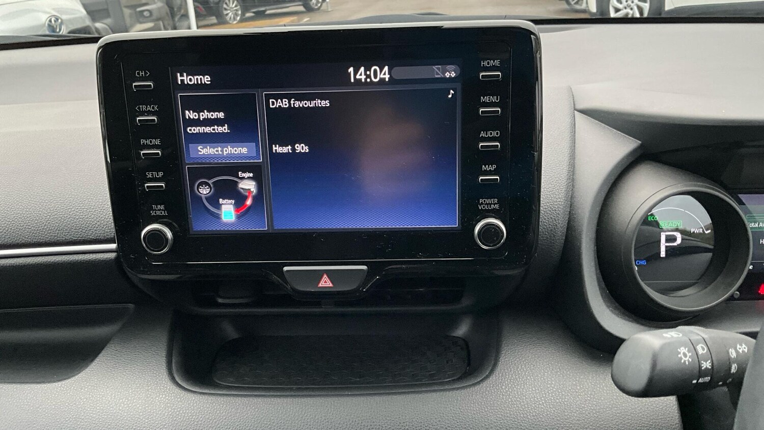 Used Toyota Yaris 2022 for sale - 77424664: Photo 32