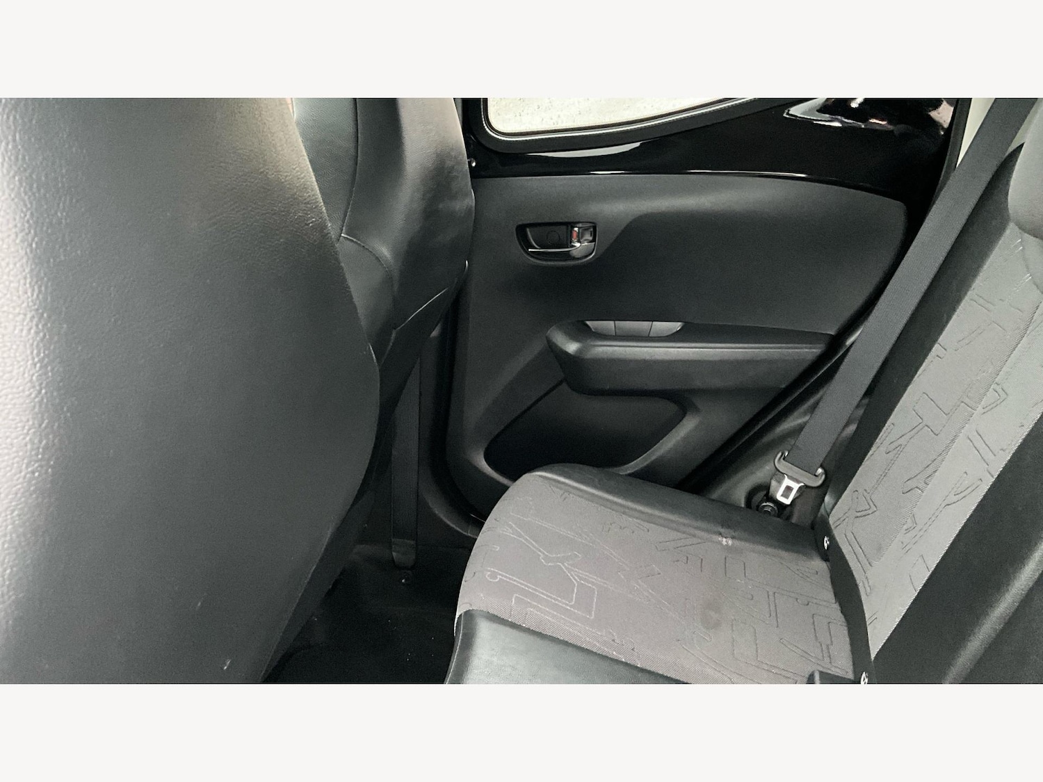 Used Toyota AYGO for sale - 76537645: Photo 15