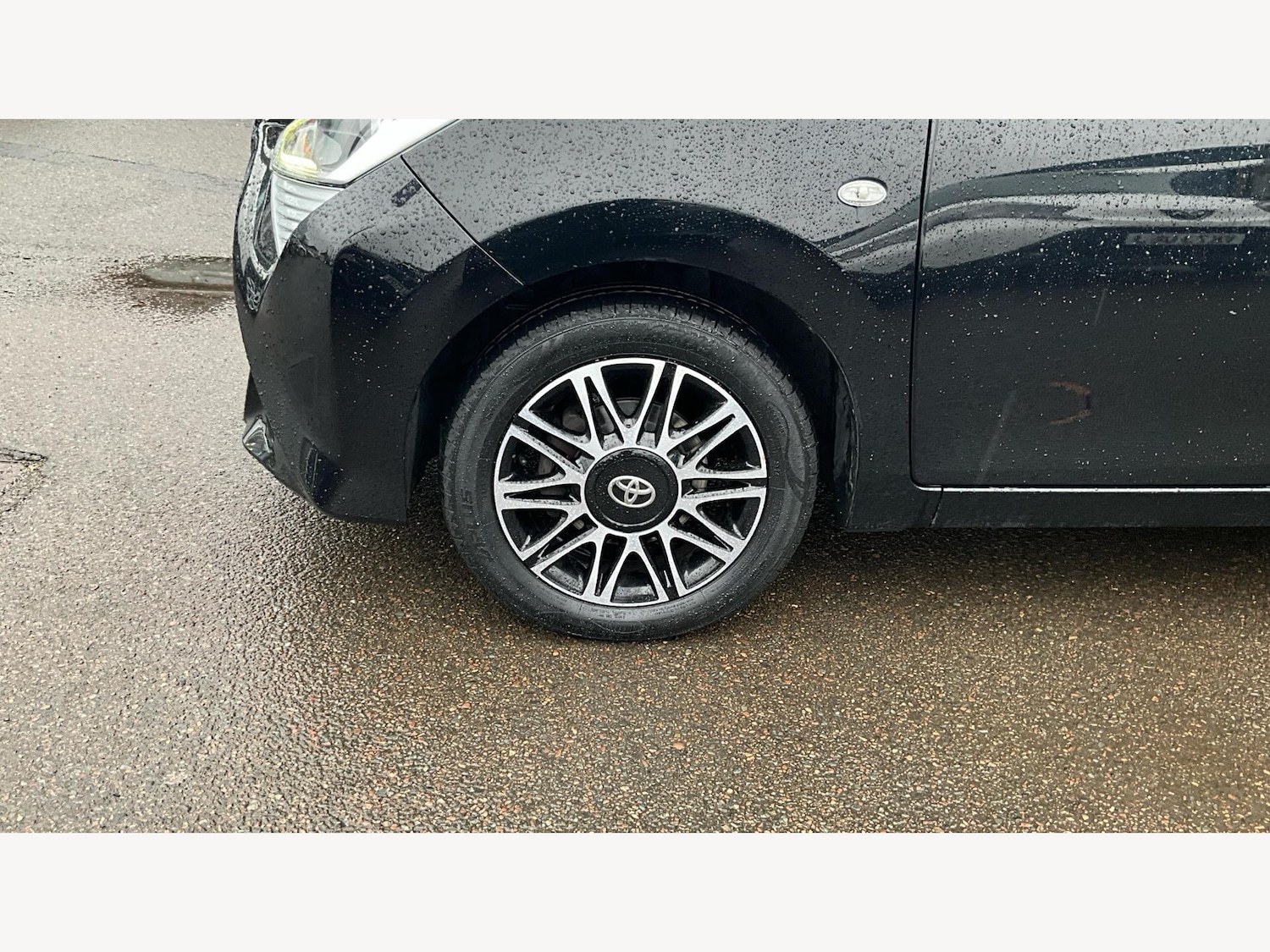 Used Toyota AYGO for sale - 76537645: Photo 22