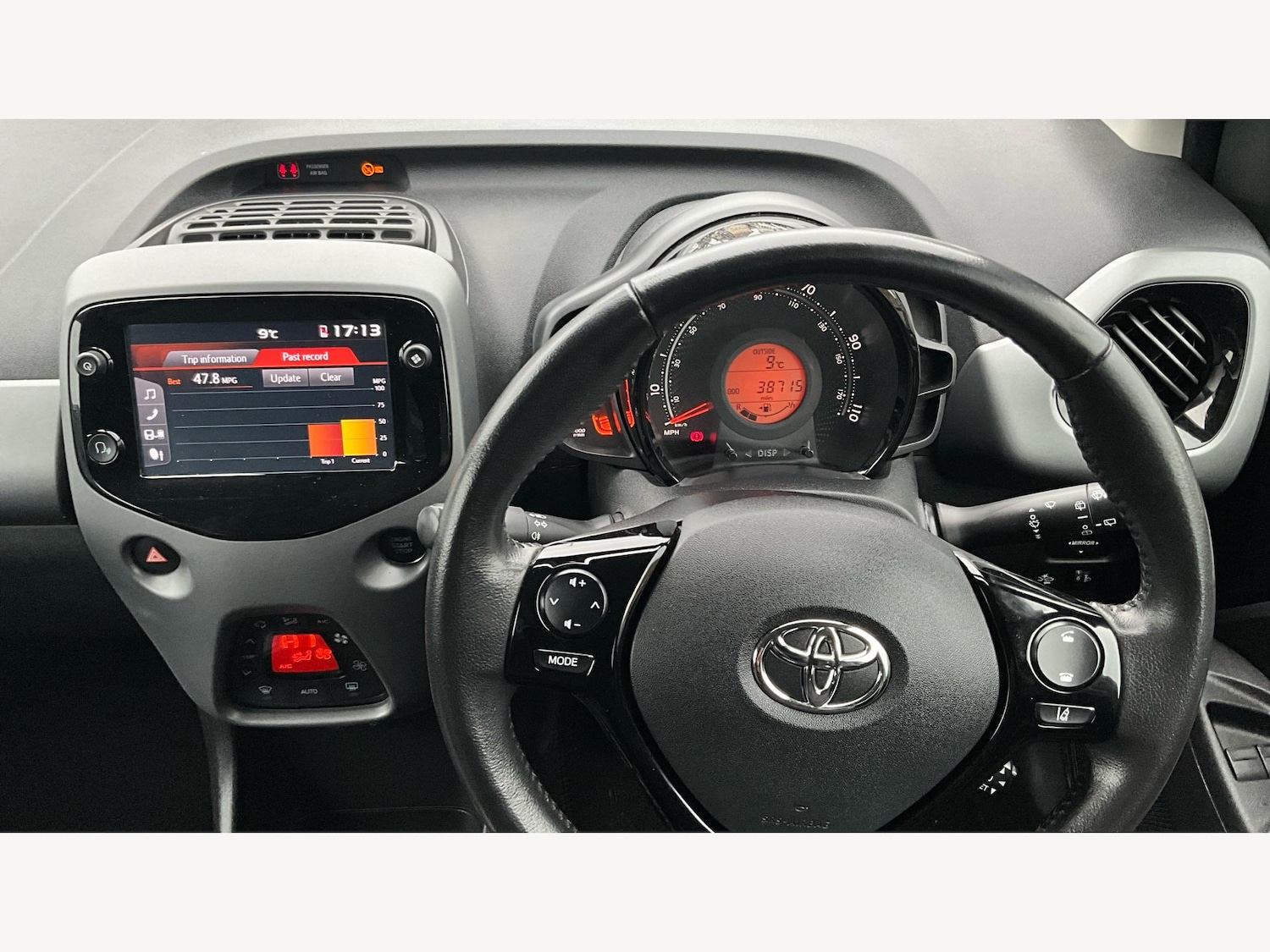 Used Toyota AYGO for sale - 76537645: Photo 7