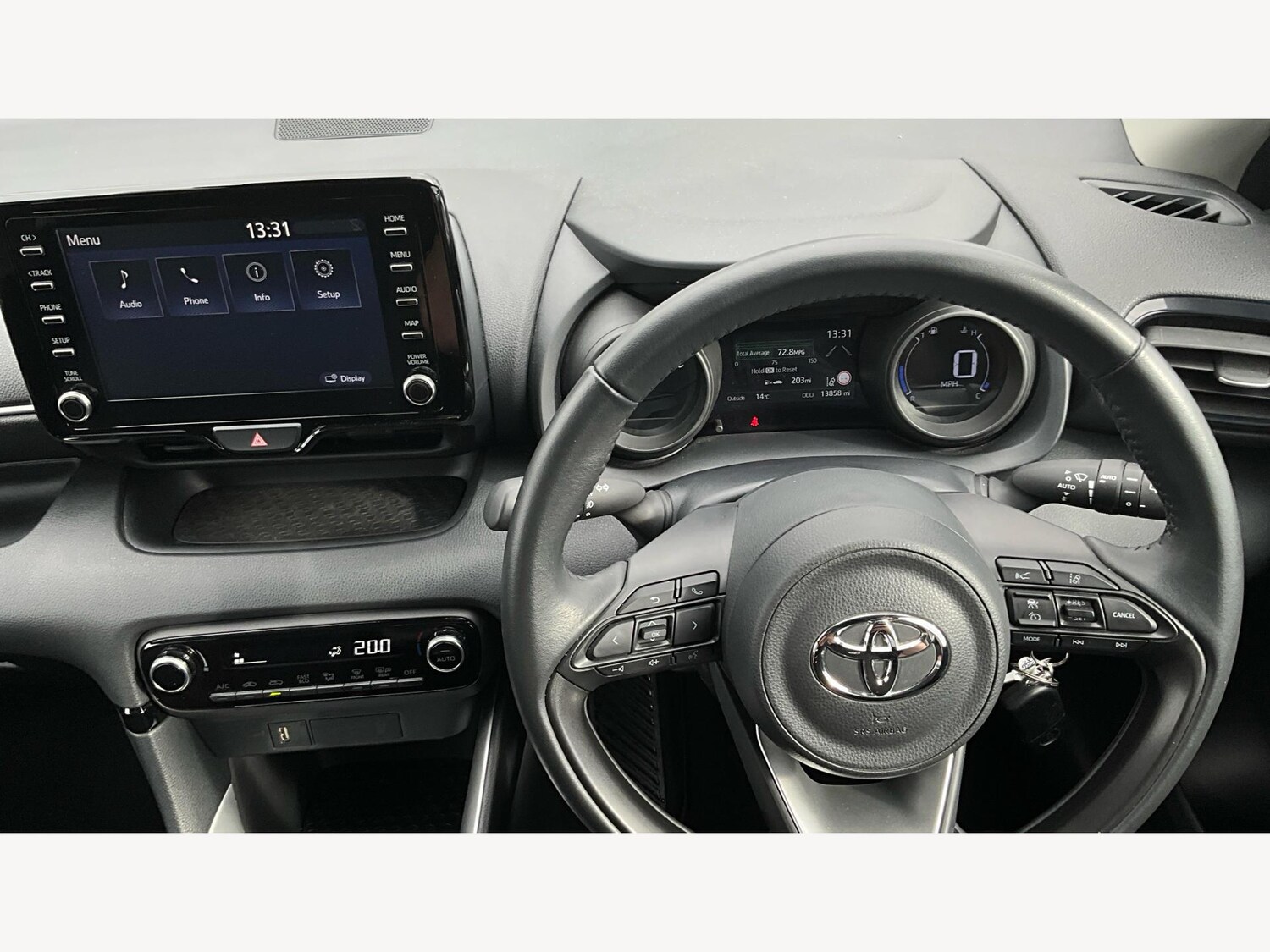 Used Toyota Yaris for sale - 77586836: Photo 8