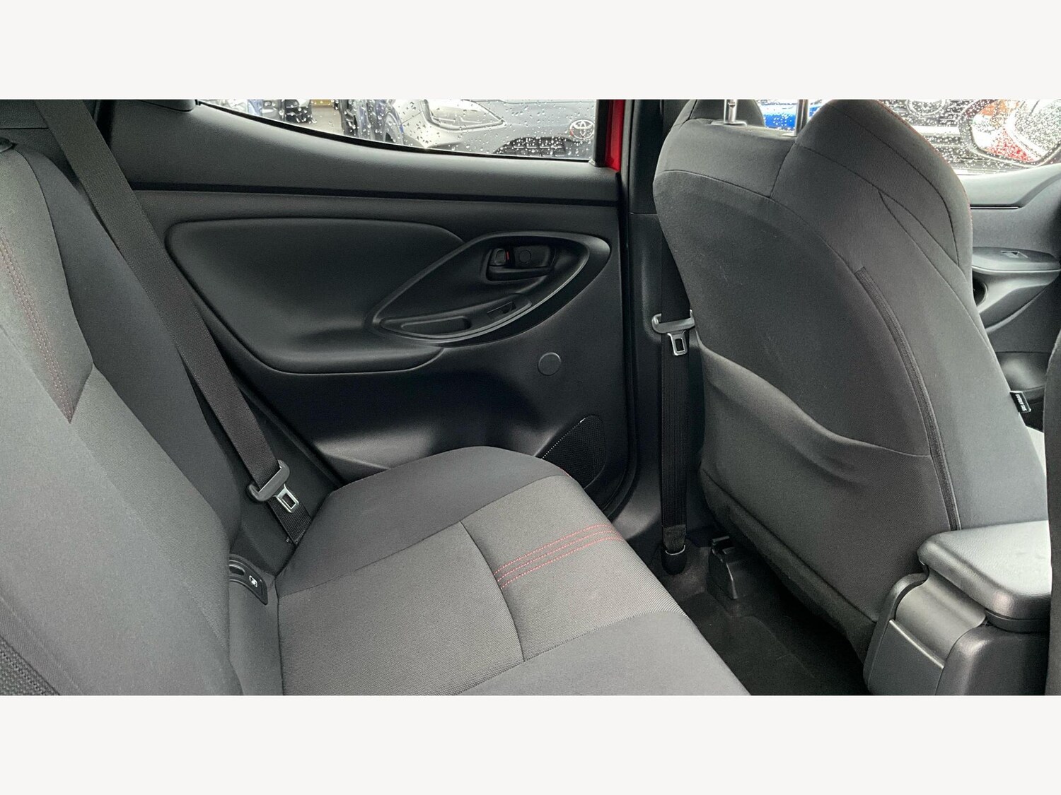Used Toyota Yaris 2022 for sale - 76457946: Photo 14