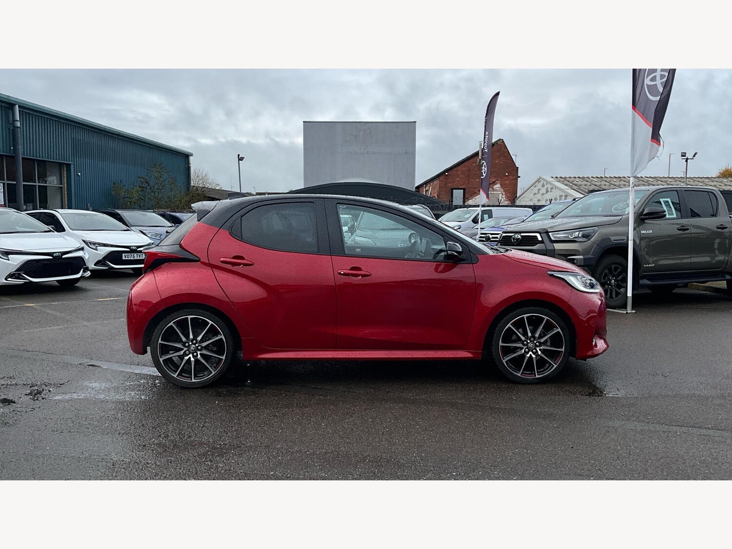 Used Toyota Yaris 2022 for sale - 76457946: Photo 18