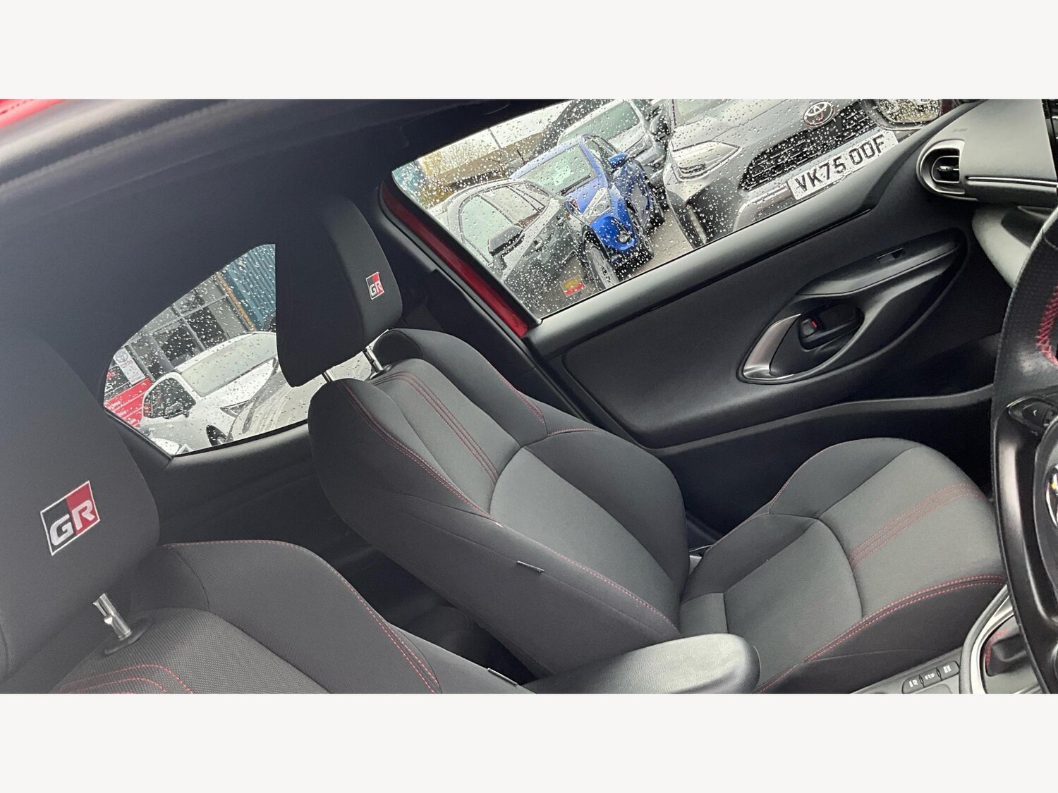 Used Toyota Yaris 2022 for sale - 76457946: Photo 24