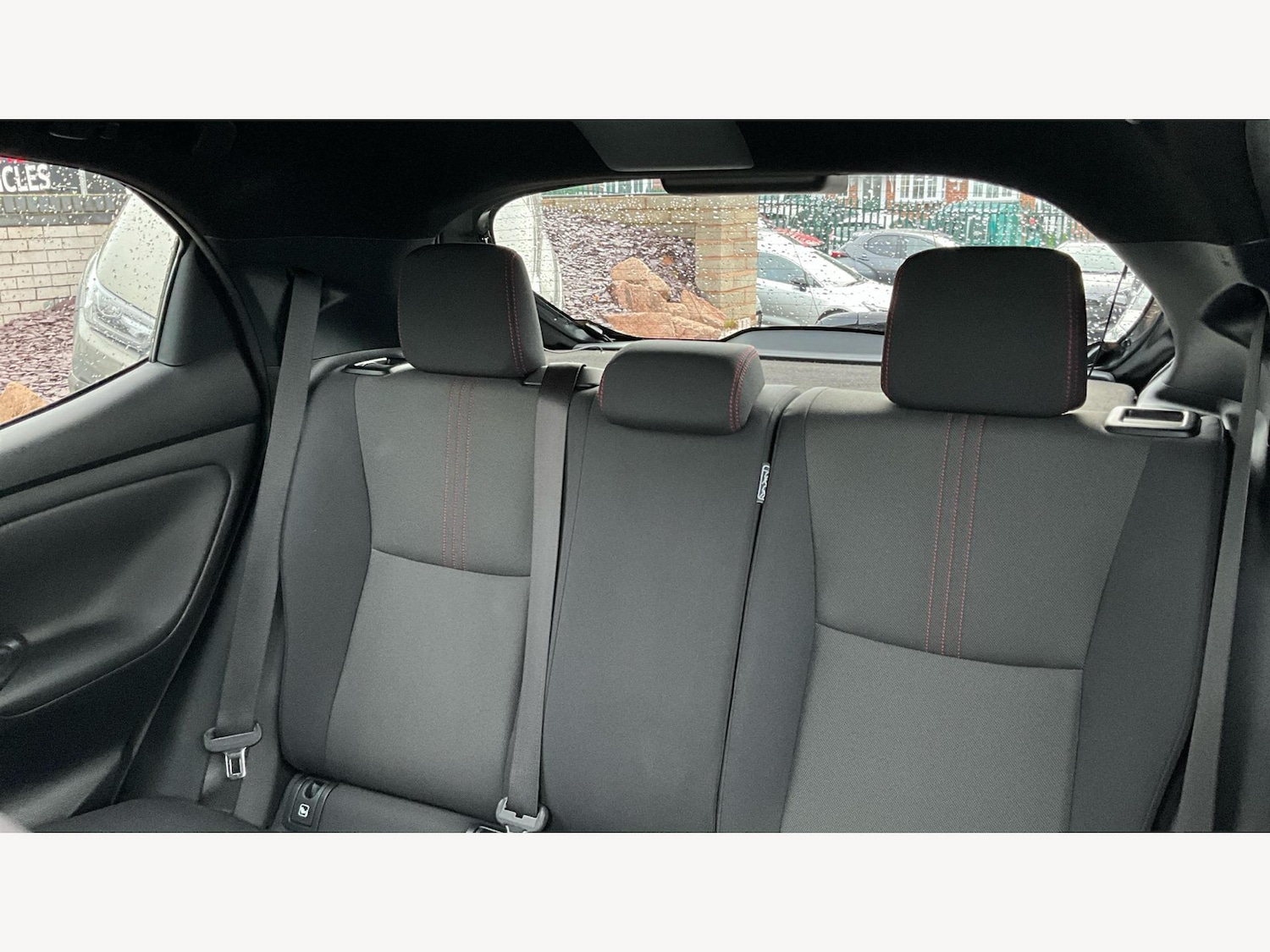 Used Toyota Yaris 2022 for sale - 76457946: Photo 25