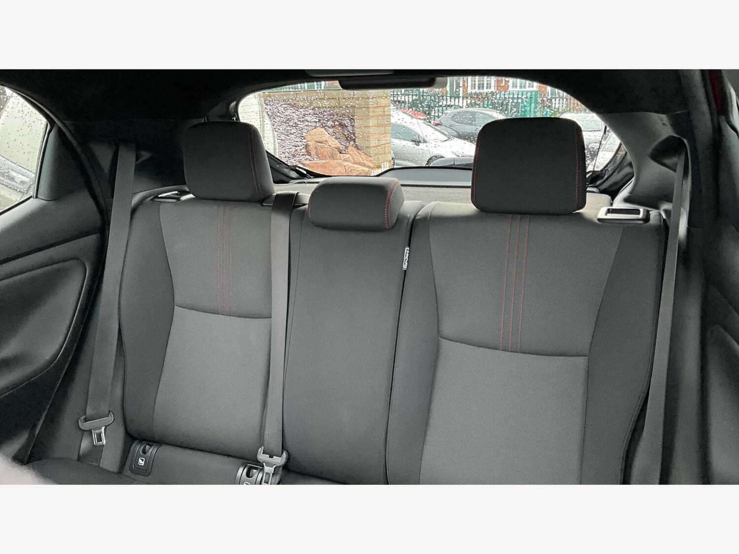 Used Toyota Yaris 2022 for sale - 76457946: Photo 26