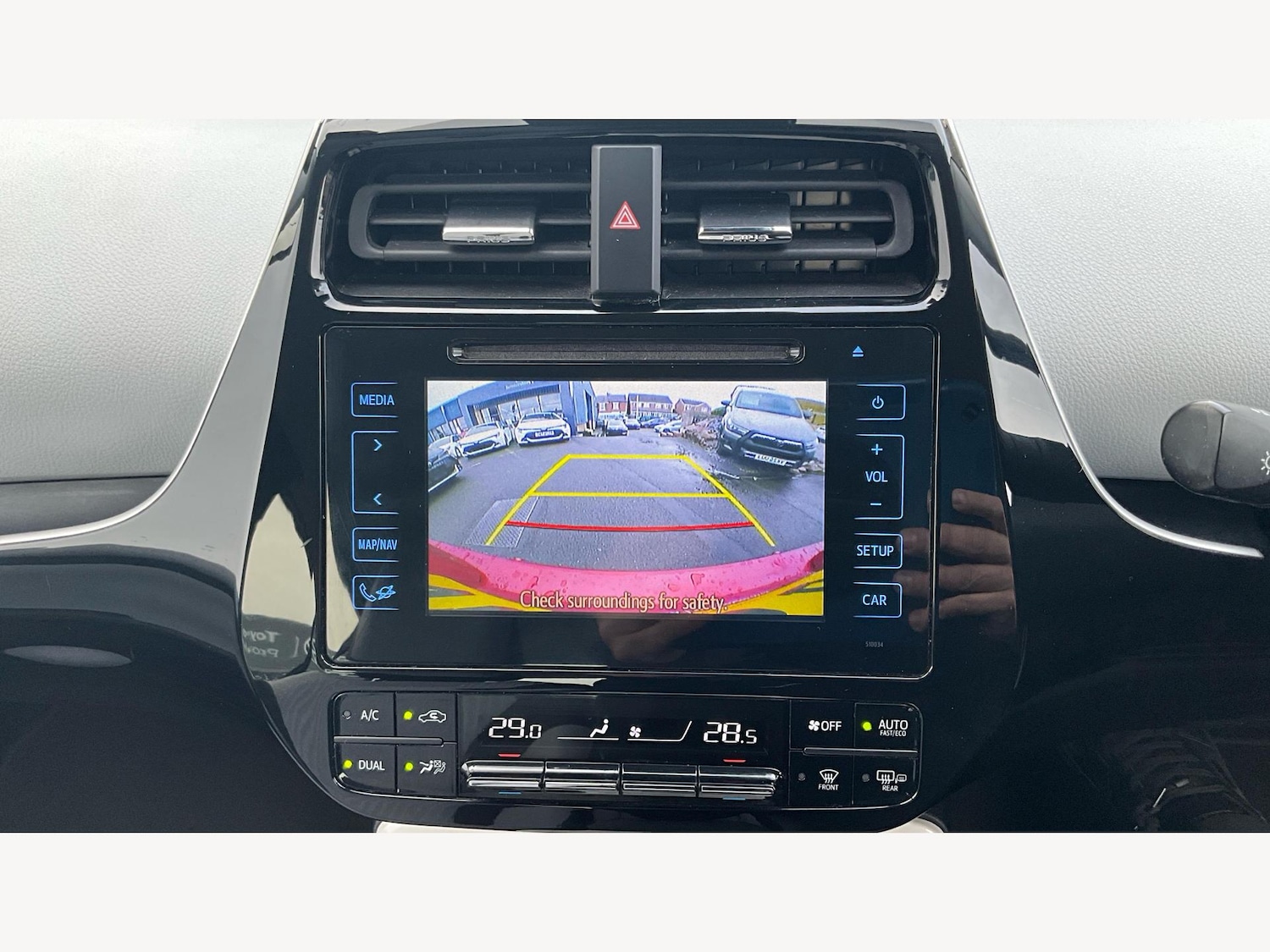 Used Toyota Prius 2016 for sale - 76499670: Photo 33