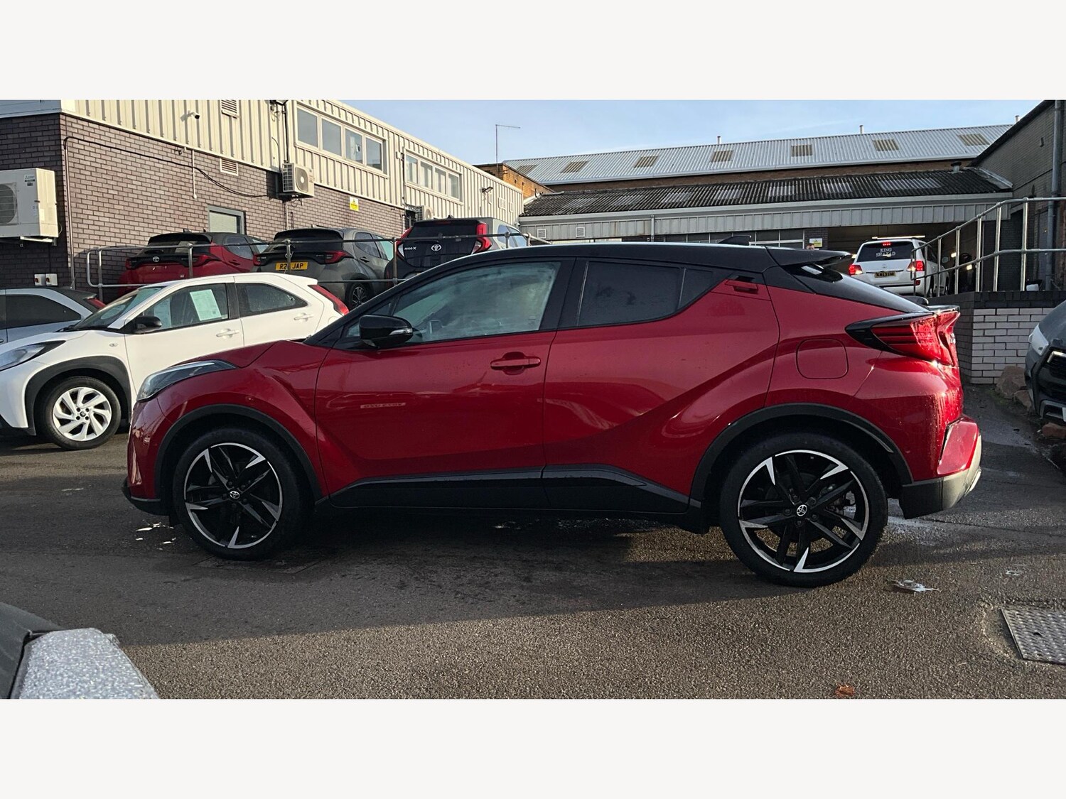 Used Toyota C-HR for sale - 77469020: Photo 19