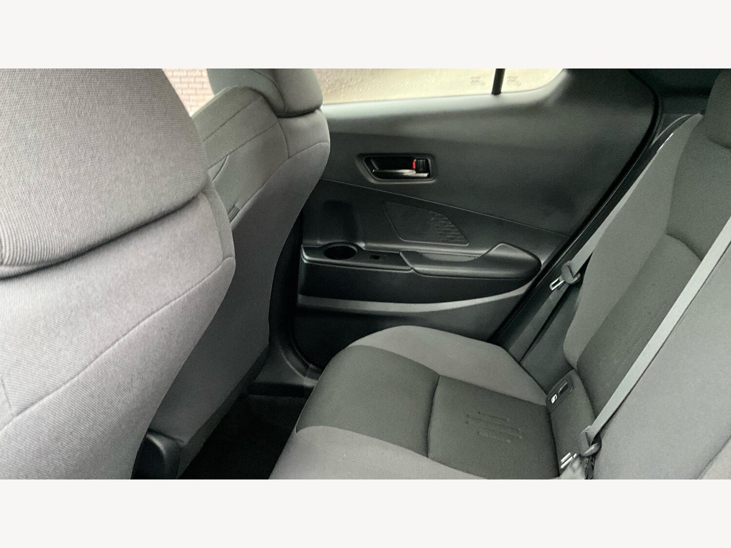 Used Toyota C-HR 2025 for sale - 76992593: Photo 15