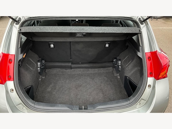 Used Toyota Auris 2014 for sale - 76326331: Photo 23