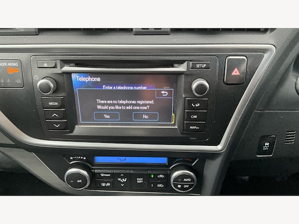 Used Toyota Auris 2014 for sale - 76326331: Photo 9