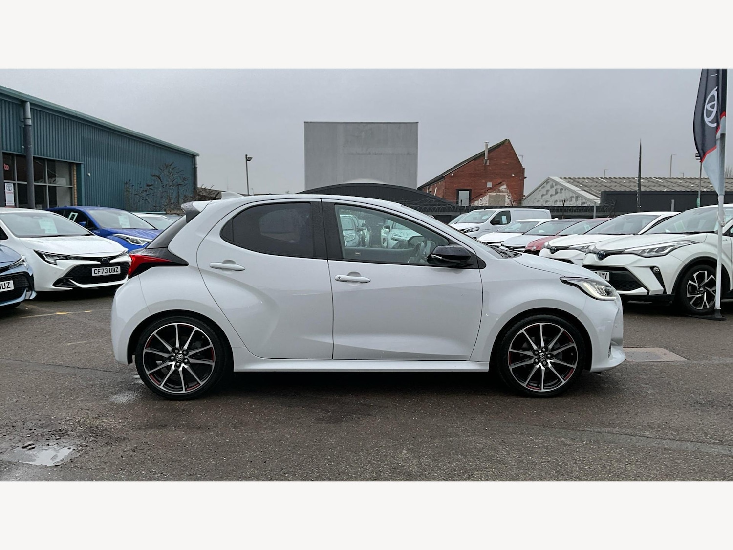 Used Toyota Yaris for sale - 77537902: Photo 18