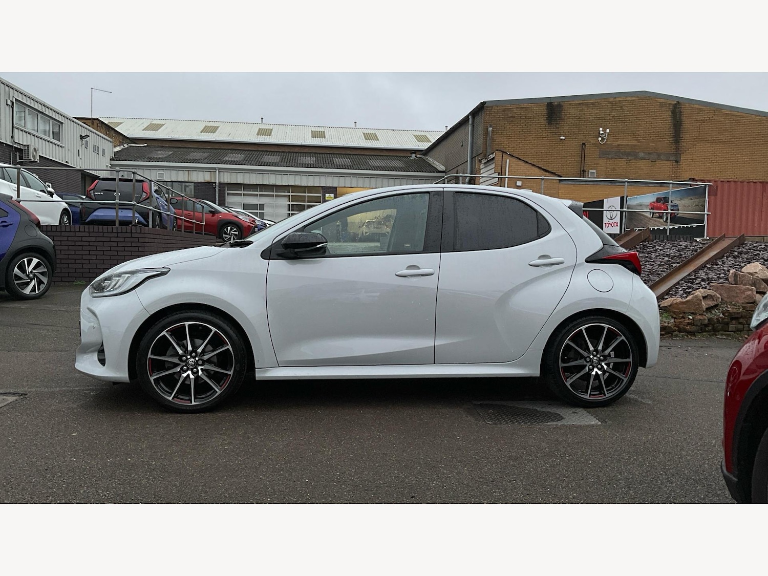 Used Toyota Yaris for sale - 77537902: Photo 19