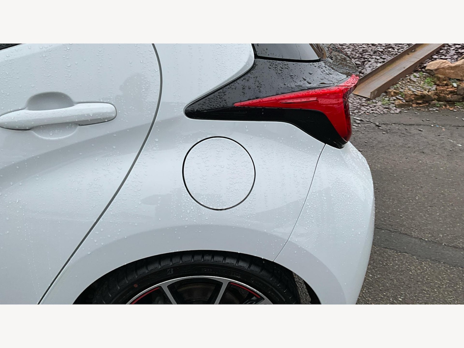 Used Toyota Yaris for sale - 77537902: Photo 22