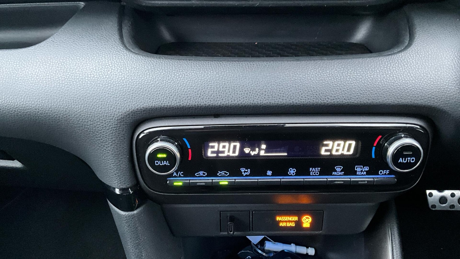 Used Toyota Yaris for sale - 77537902: Photo 41