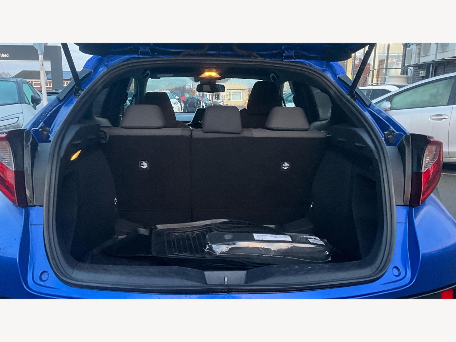 Used Toyota C-HR 2020 for sale - 77131340: Photo 16