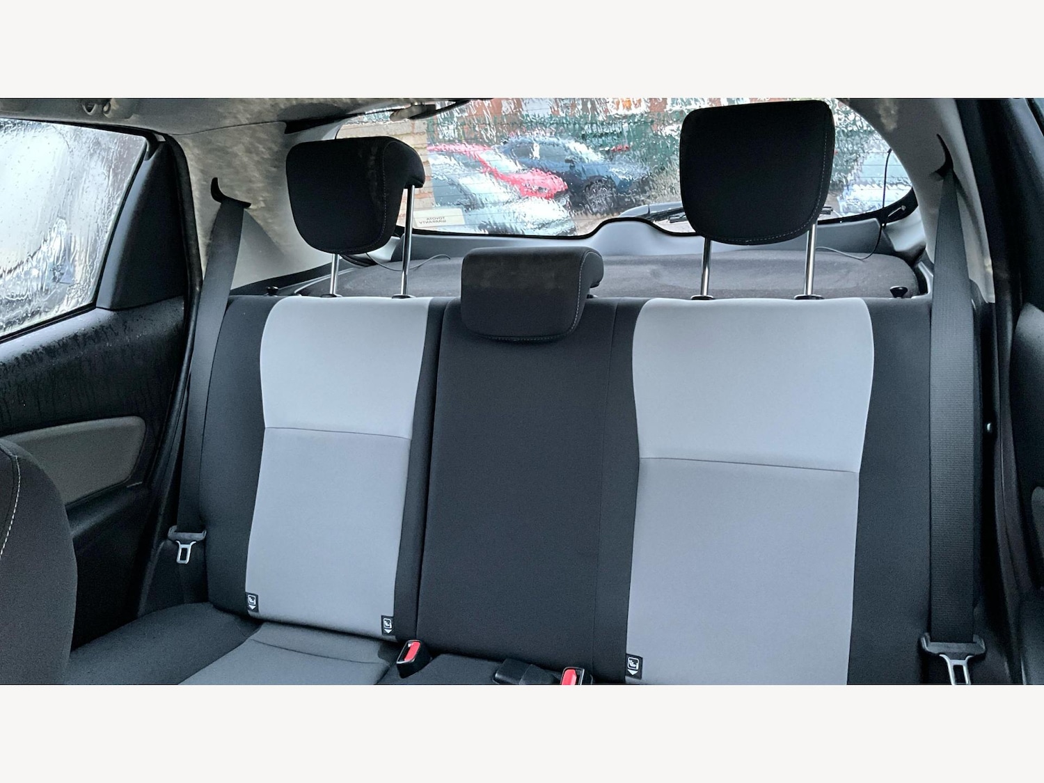 Used Toyota Yaris 2018 for sale - 77331060: Photo 26