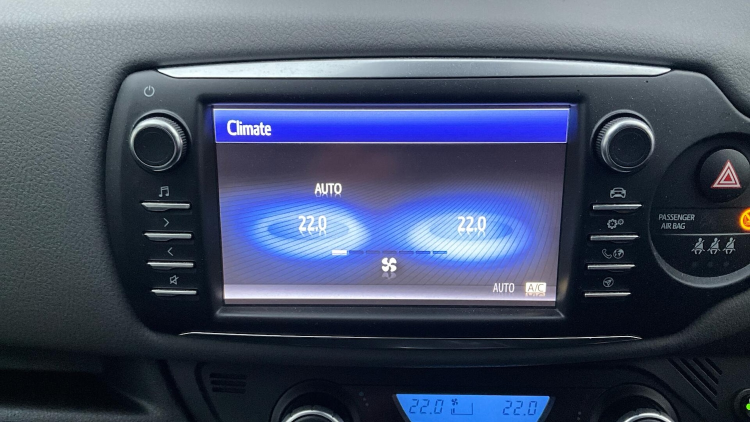 Used Toyota Yaris 2018 for sale - 77331060: Photo 39