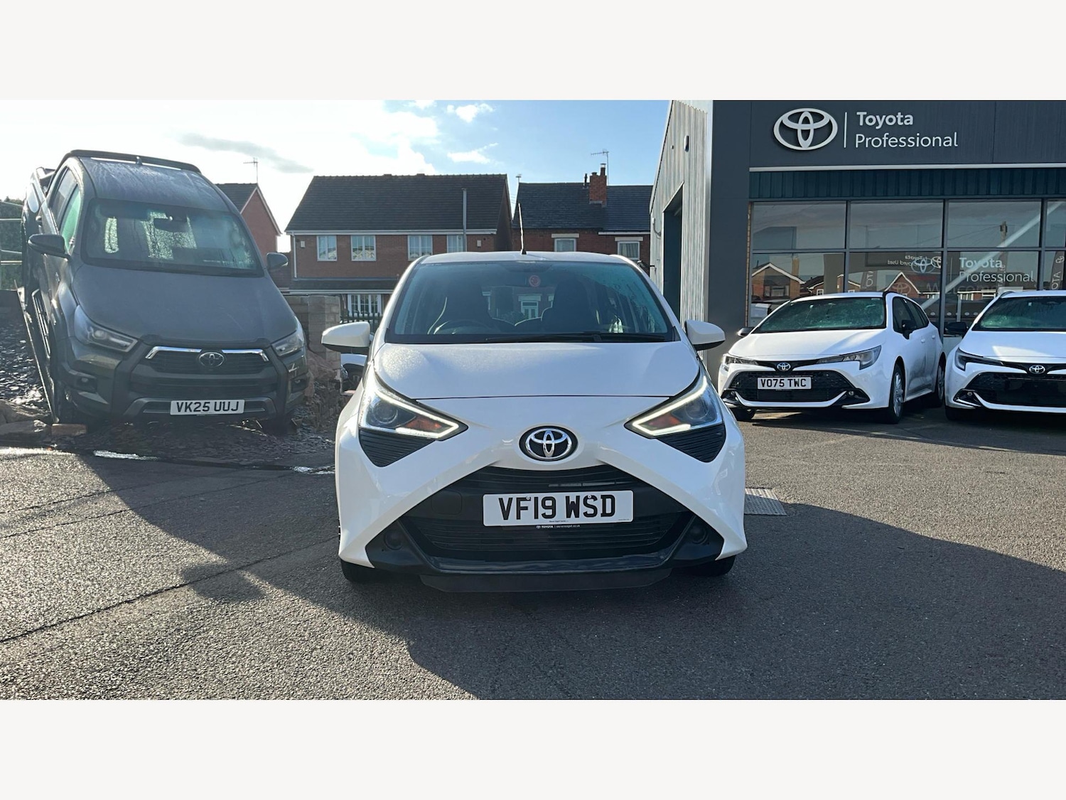 Used Toyota AYGO 2019 for sale - 76041960: Photo 17
