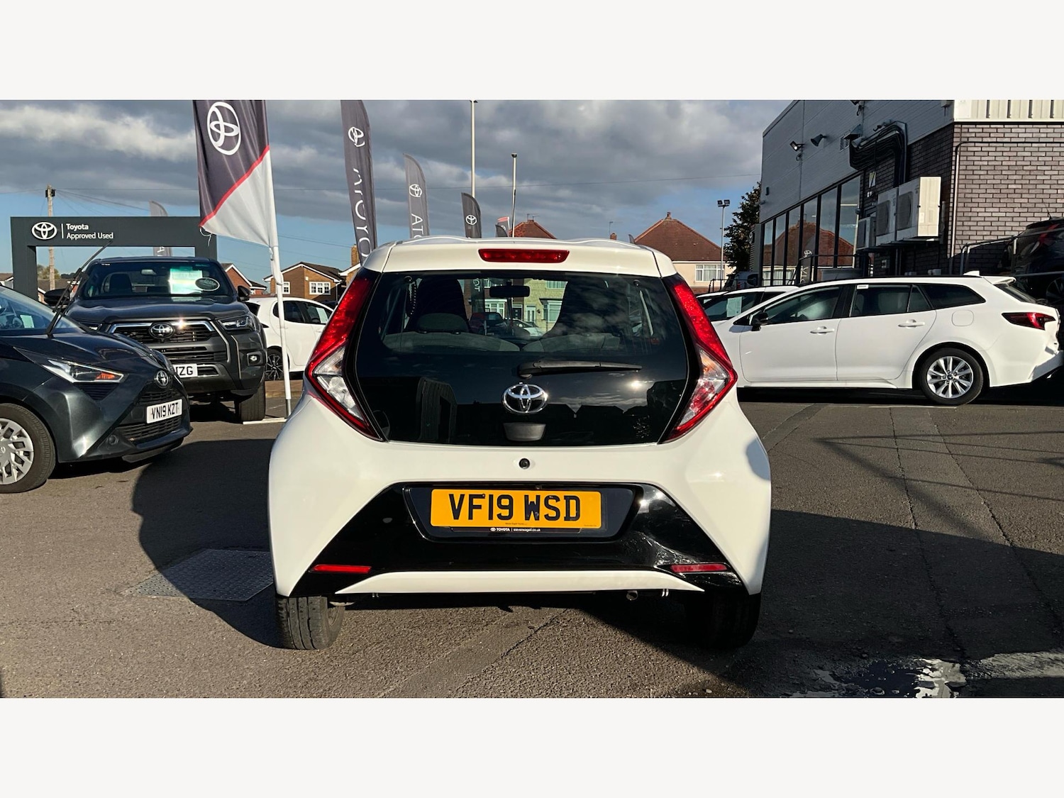 Used Toyota AYGO 2019 for sale - 76041960: Photo 21