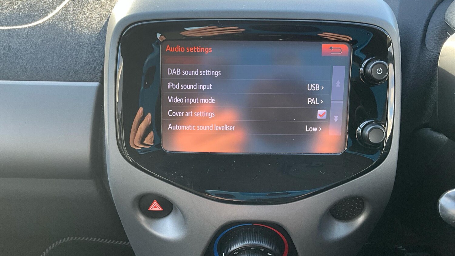 Used Toyota AYGO 2019 for sale - 76041960: Photo 55